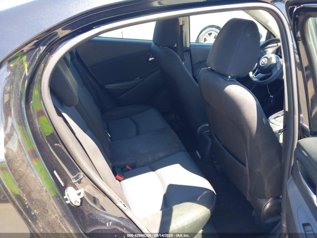3MYDLBZV2GY126042 Scion p5v