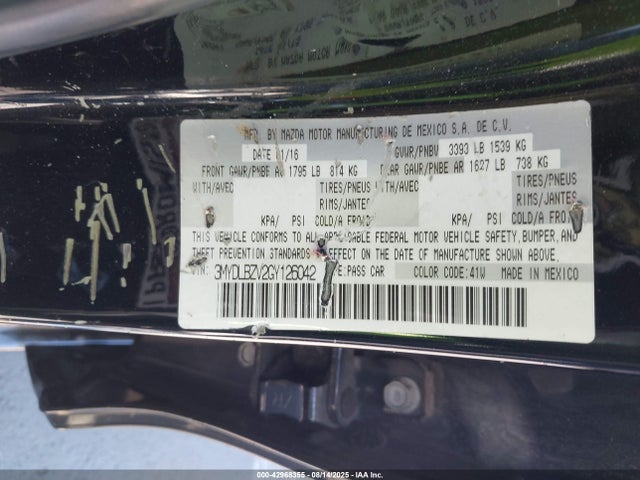 3MYDLBZV2GY126042 Scion p5v