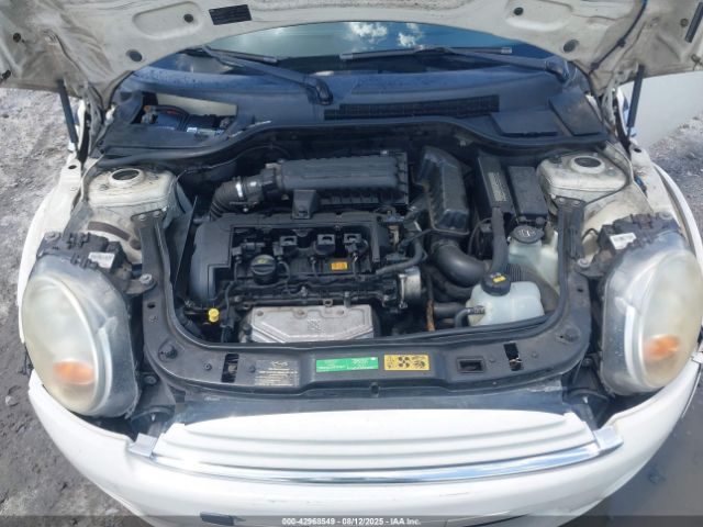 2010 MINI COOPER WMWMF3C50ATZ62112 Photo 9