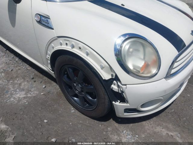 2010 MINI COOPER WMWMF3C50ATZ62112 Photo 5