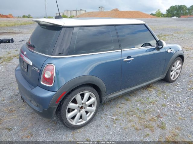 2010 MINI COOPER S WMWMF7C52ATX44213 Photo 3