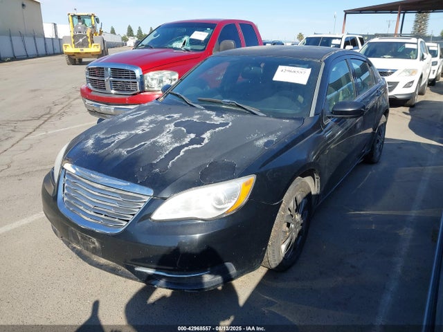 Chrysler 2014 2014 1C3CCBAB9EN206903 Image 2