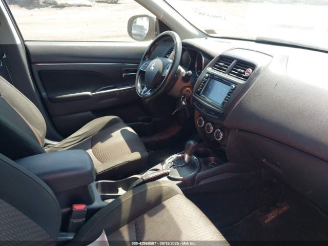 2017 MITSUBISHI OUTLANDER SPORT JA4AR3AU6HZ055325 Photo 4