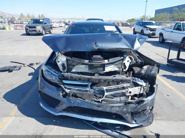 55SWF6GB6FU028963 Mercedes-Benz C-Class