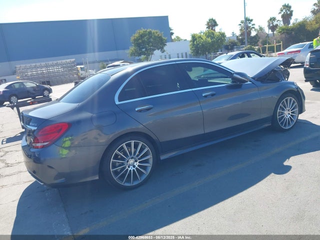55SWF6GB6FU028963 Mercedes-Benz C-Class