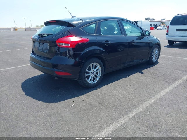 Ford 2016 2016 1FADP3K22GL270407 Image 4