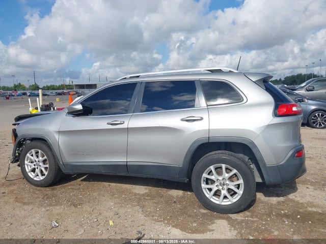 Jeep Cherokee 2016 1C4PJLCB0GW265079 Image 15