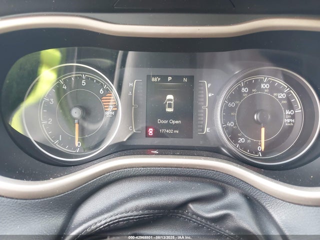 Jeep Cherokee 2016 1C4PJLCB0GW265079 Image 7