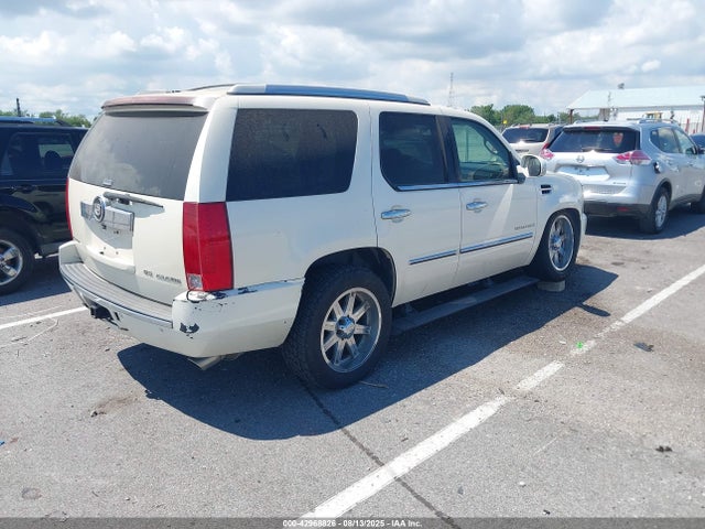 Продаж на аукціоні авто 2008 Cadillac Escalade Standard, vin: 1GYFK43828R242660, номер лоту: 42968826