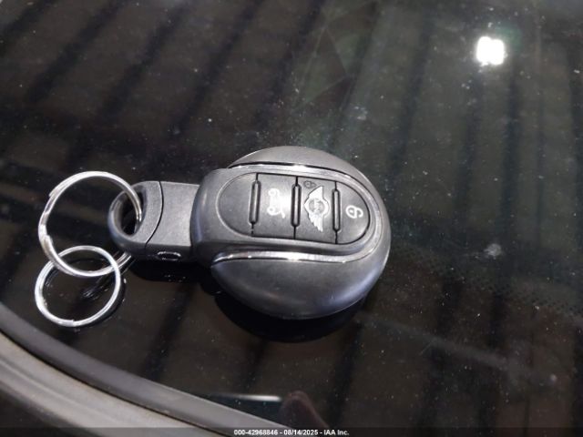 2017 MINI CLUBMAN WMWLU1C57H2C42041 Photo 10