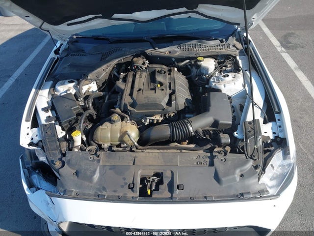 Ford 2.3l 4v premium fuel 2018 1FA6P8TH5J5154834 Image 10