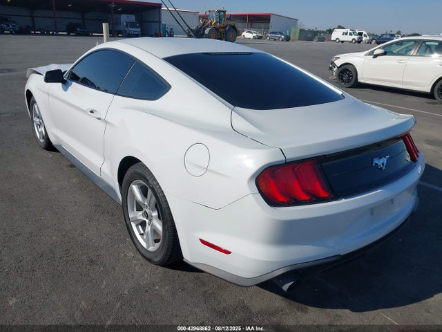 Ford 2.3l 4v premium fuel 2018 1FA6P8TH5J5154834 Image 3