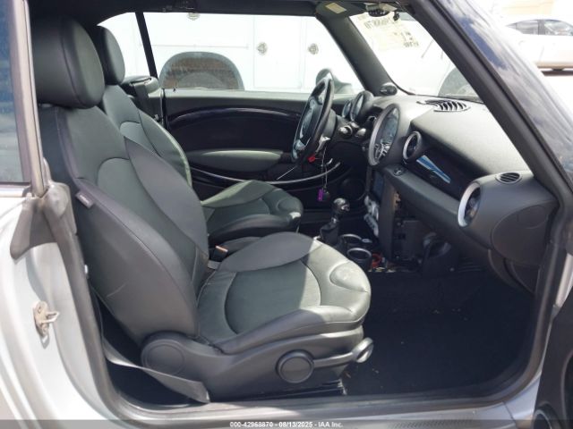 2010 MINI COOPER S WMWMS3C58ATZ85472 Photo 4