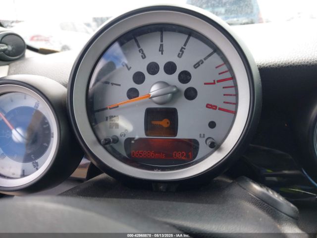 2010 MINI COOPER S WMWMS3C58ATZ85472 Photo 6