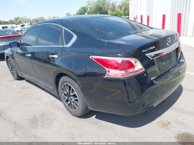 1N4AL3AP8FN330026 Nissan 2015