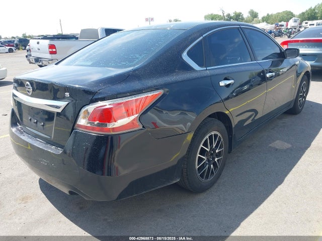 1N4AL3AP8FN330026 Nissan 2015
