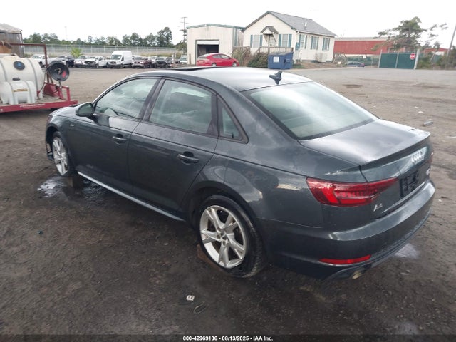 2018 AUDI A4 WAUDNAF47JA065147 Photo 2