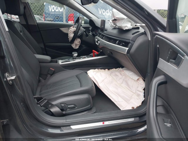 2018 AUDI A4 WAUDNAF47JA065147 Photo 4