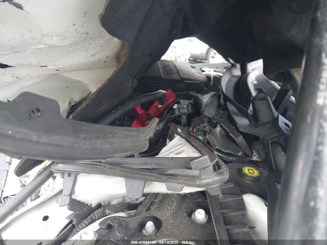 Honda j35y1 2016 1HGCR3F85GA002527 Image 10