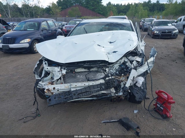 Honda j35y1 2016 1HGCR3F85GA002527 Image 12