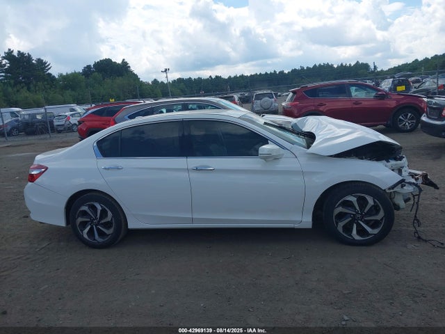 Honda j35y1 2016 1HGCR3F85GA002527 Image 13