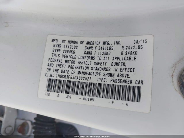 Honda j35y1 2016 1HGCR3F85GA002527 Image 9