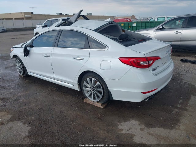 Hyundai 2017 2017 5NPE34AF1HH475209 Image 3