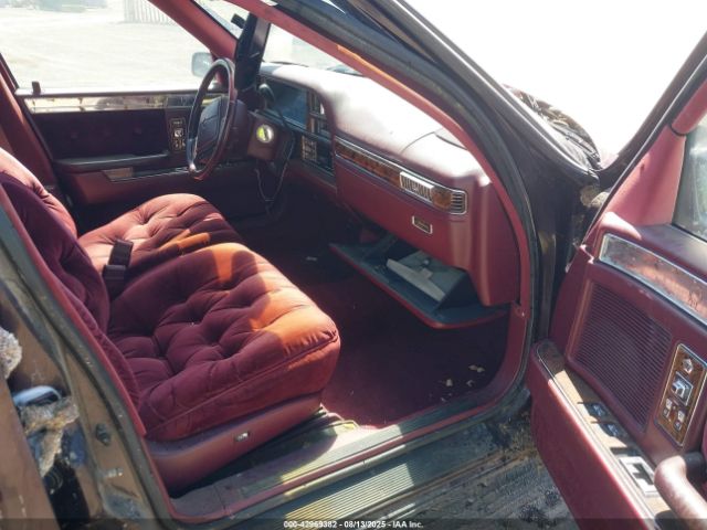 1990 CHRYSLER NEW YORKER 1C3XY66R3LD704517 Photo 4