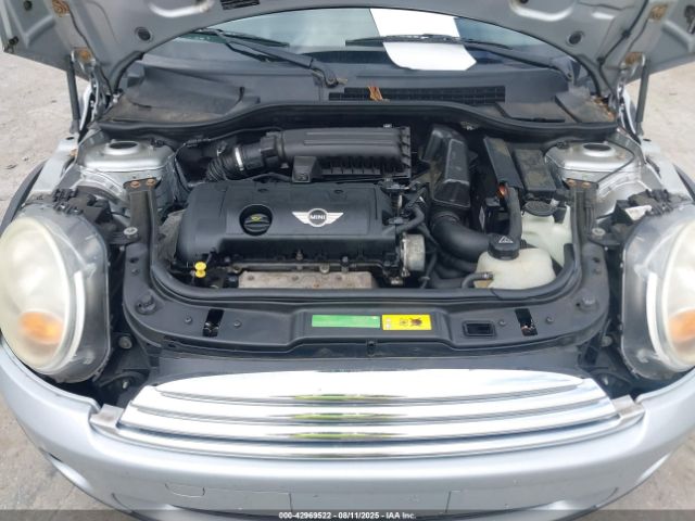 2010 MINI COOPER WMWMF3C58ATZ66375 Photo 9