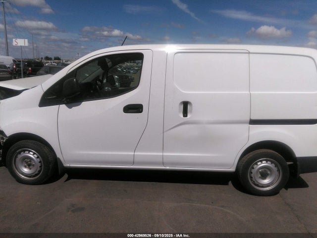 3N6CM0KN6GK692100 Nissan NV200