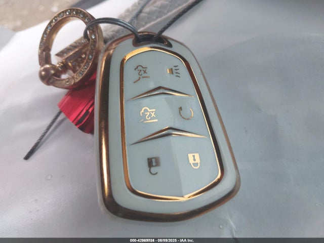 2017 CADILLAC XTS 2G61M5S34H9108543 Photo 10