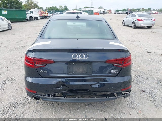 Audi A4 2018 WAUENAF46JA122670 Image 16
