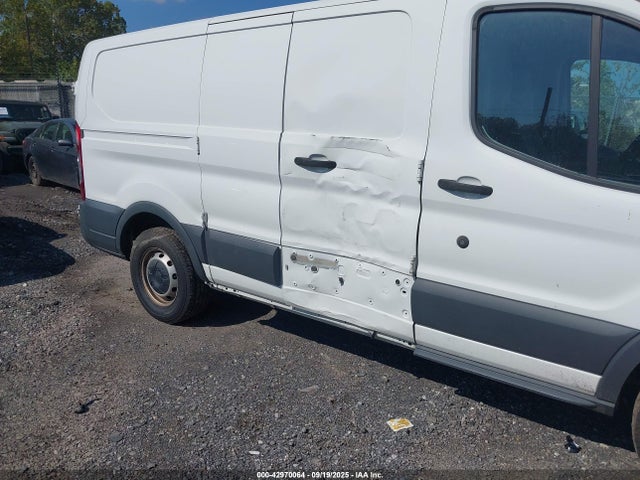 1FTYE1ZM1GKB41724 Ford 2016