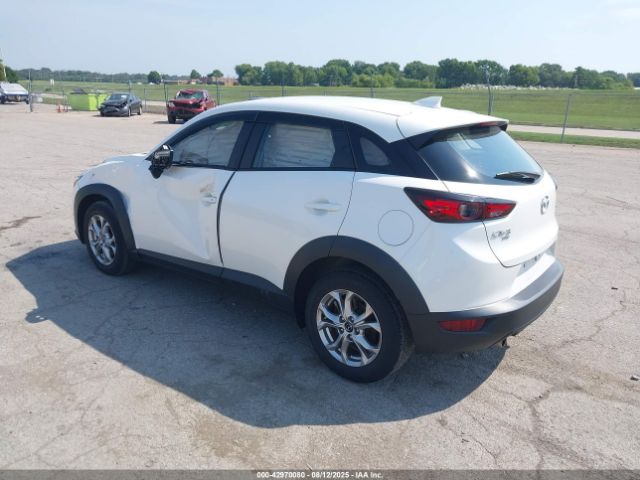 2021 MAZDA CX-3 JM1DKFB74M1501742 Photo 2