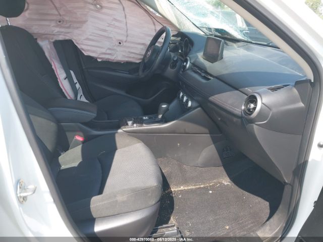 2021 MAZDA CX-3 JM1DKFB74M1501742 Photo 4