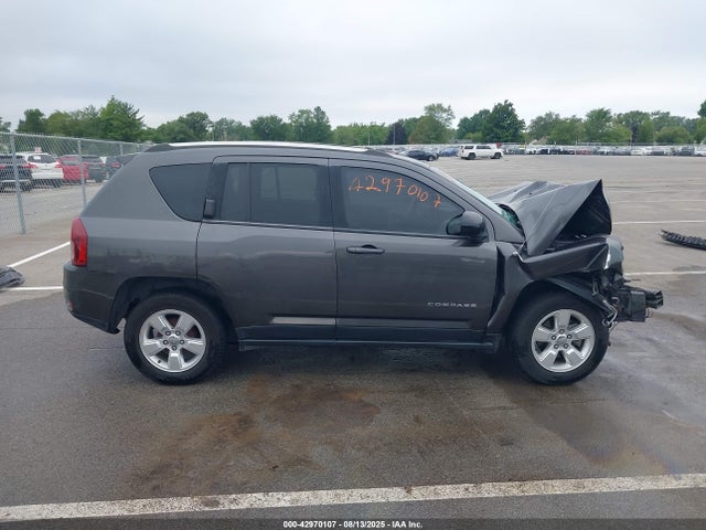 42970107 :رقم المزاد ، 1C4NJCBAXED777294 vin ، 2014 Jeep Compass Sport مزاد بيع