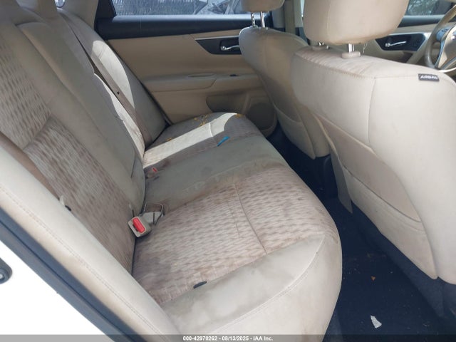 1N4AL3AP0GC229947 Nissan 2016
