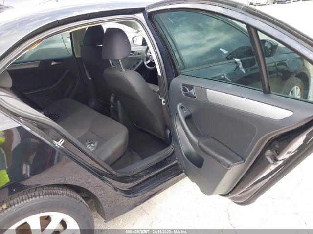 3VWD17AJ1FM283722 Volkswagen 1.8t