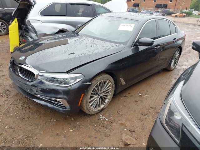 WBAJA9C52JB253305 BMW 530e