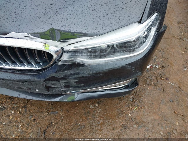 WBAJA9C52JB253305 BMW 530e