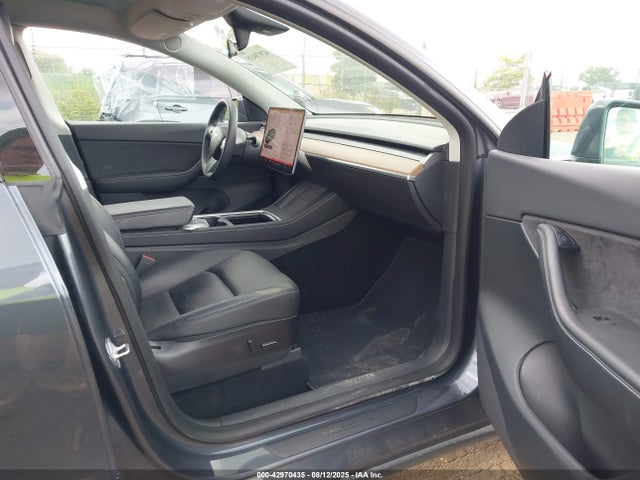 2022 TESLA MODEL Y 7SAYGDEEXNF321274 Photo 4