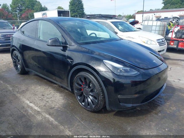 2022 TESLA MODEL Y 7SAYGDEF6NF573872 Photo 0