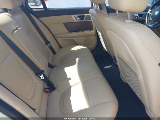 2013 JAGUAR XF SAJWJ0EF3D8S89260 Photo 7