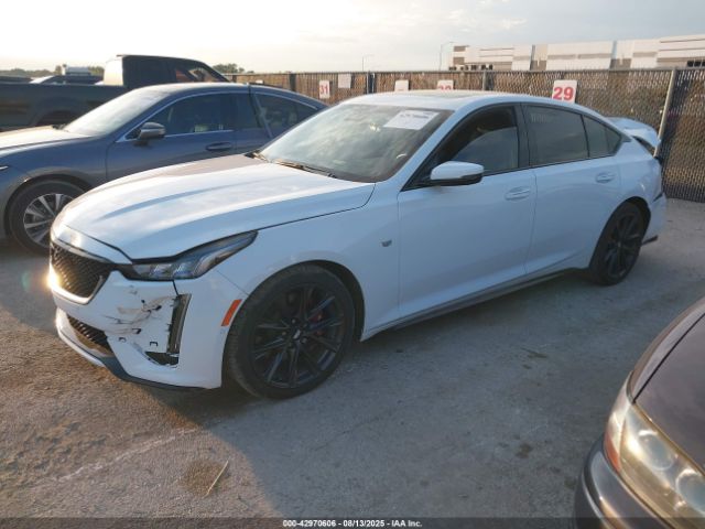 2022 CADILLAC CT5 1G6DP5RK1N0113917 Photo 1