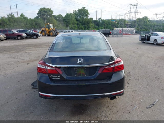 Honda k24w1 2017 1HGCR2F74HA259715 Image 16