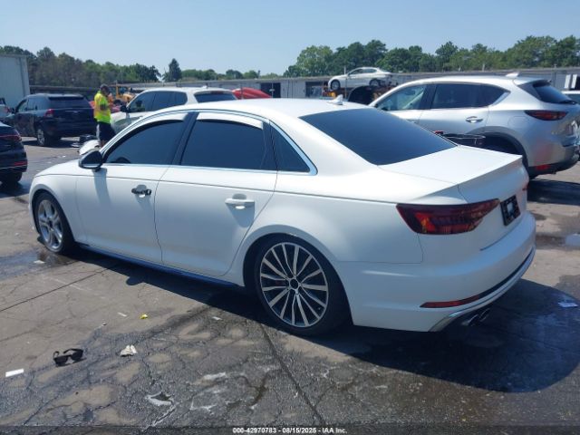 2019 AUDI S4 WAUB4AF41KA002427 Photo 2