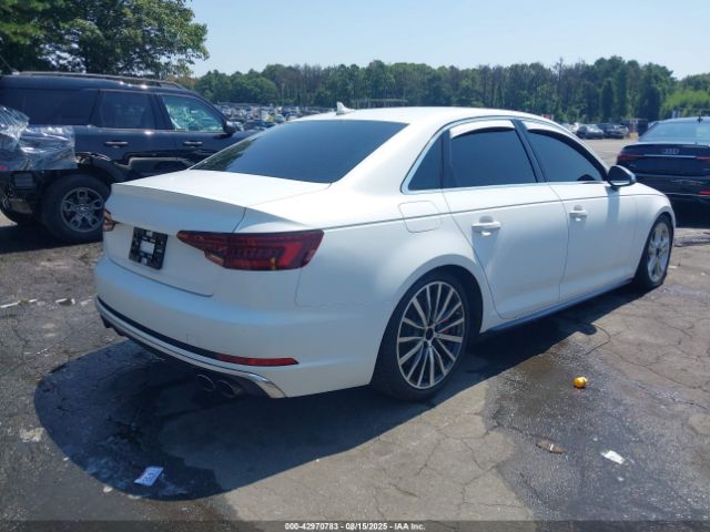 2019 AUDI S4 WAUB4AF41KA002427 Photo 3