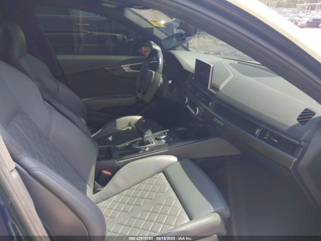 2019 AUDI S4 WAUB4AF41KA002427 Photo 4
