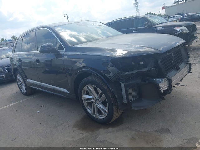 2020 AUDI Q7 WA1LXAF72LD006103 Photo 0