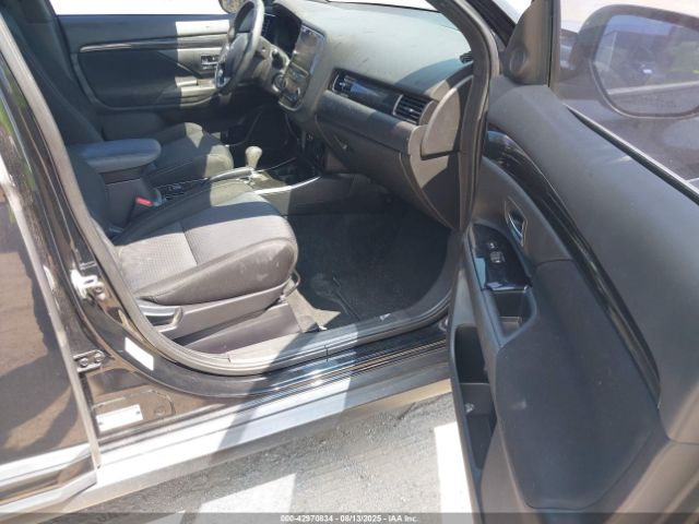 2018 MITSUBISHI OUTLANDER JA4AD3A36JZ031408 Photo 4